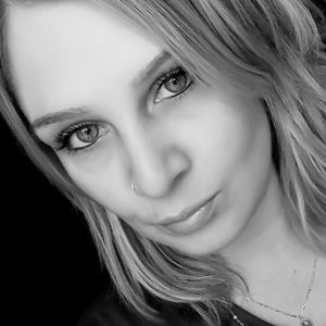 Meet your Posher, Tina